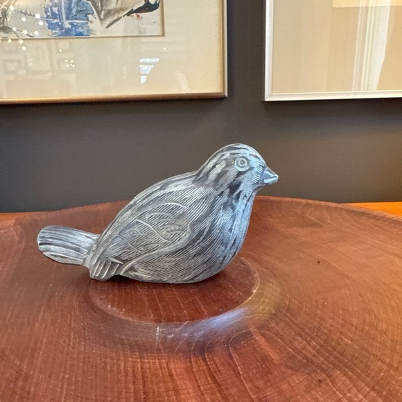 Inuit Soapstone Bird Sculpture, First Nations Art, hand carved Stone Bird - Picture 4 of 14